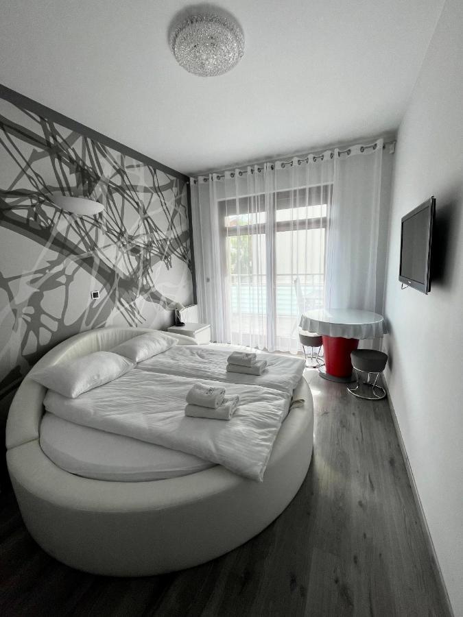 Pina Colada - Neptun Park By Oneapartments Danzica Esterno foto